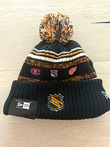 Cappello berretto pom - , maglia